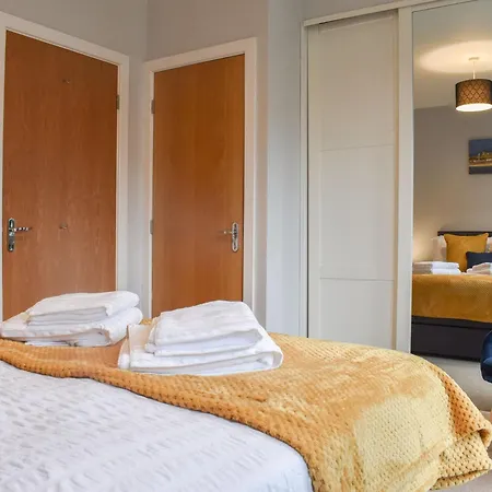 Harlie House * 휫비